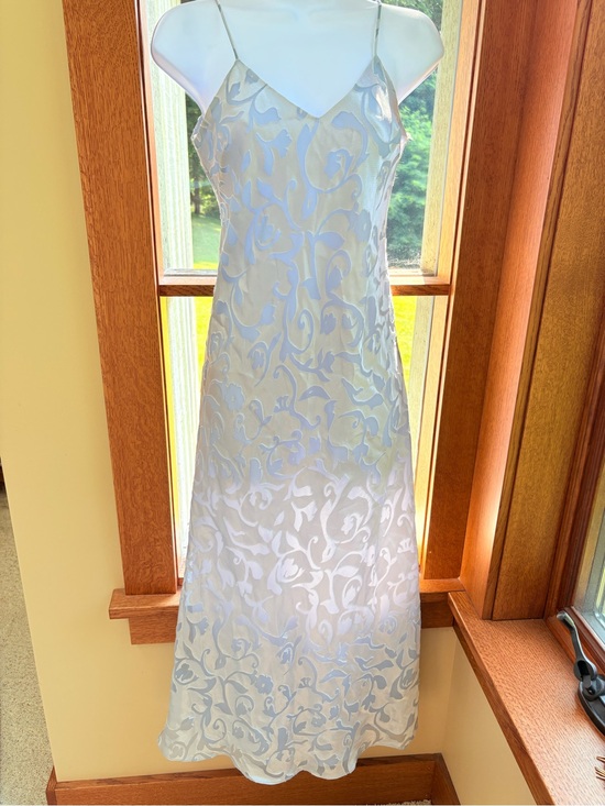 INXS Dresses & Skirts - Vintage INXS Elegant Periwinkle Sterling Slip Dress Fleur de Lis Velvet Burnout